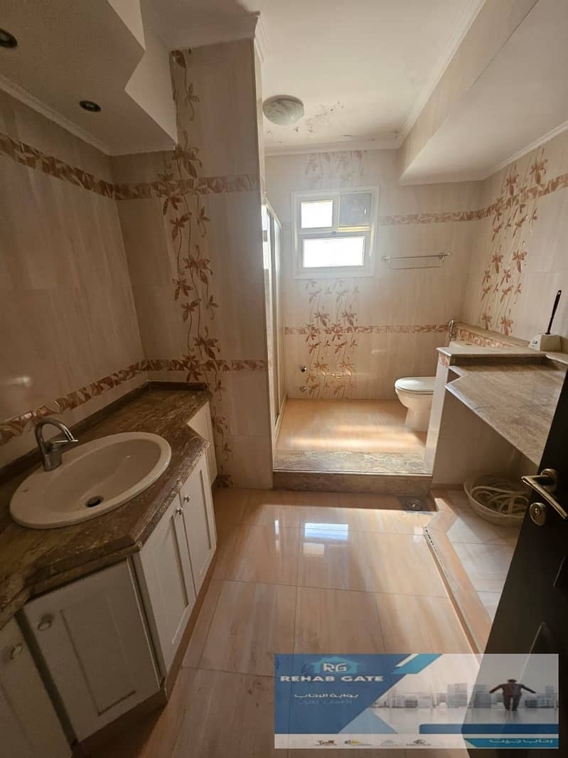 10 2e6e7c9d-14ef-4a39-9f3b-753196132fd1. jpg