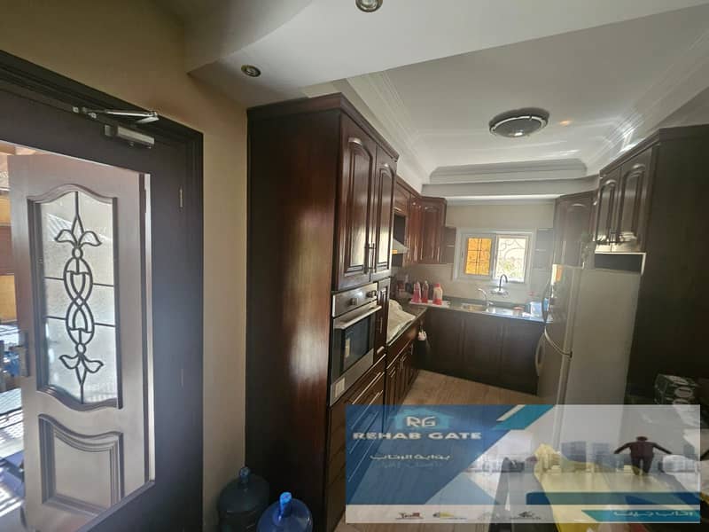 12 591f6463-2d23-4796-a006-12e1e6dcd43e. jpg