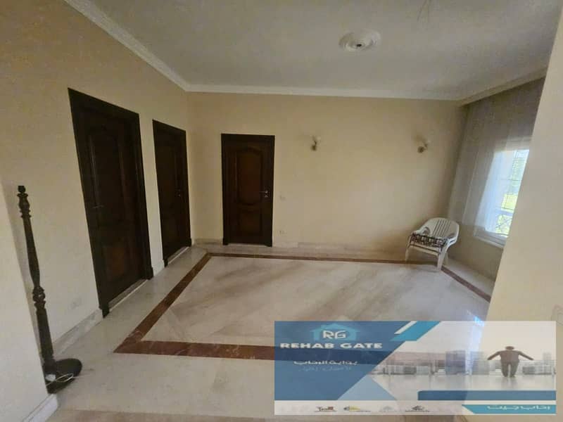 16 c7e71bea-c28d-49b7-8382-f5d9d49ef643. jpg