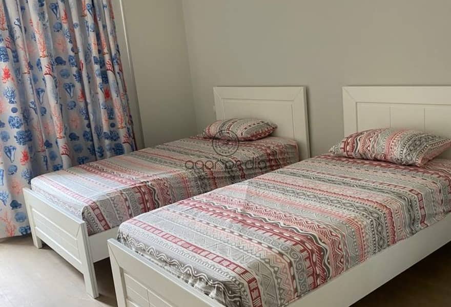 5 7598f626-8c13-4d46-acd9-40835396fb38. jpg