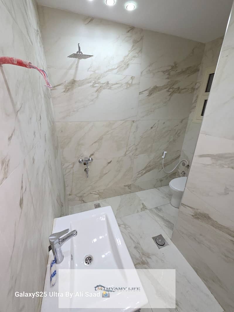 3 WhatsApp Image 2025-11-27 at 2.08. 07 PM (1). jpeg