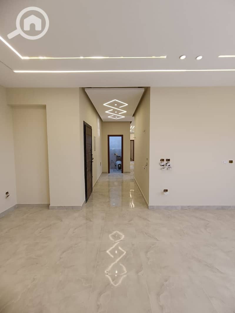 3 WhatsApp Image 2025-11-30 at 7.19. 07 PM (1). jpeg