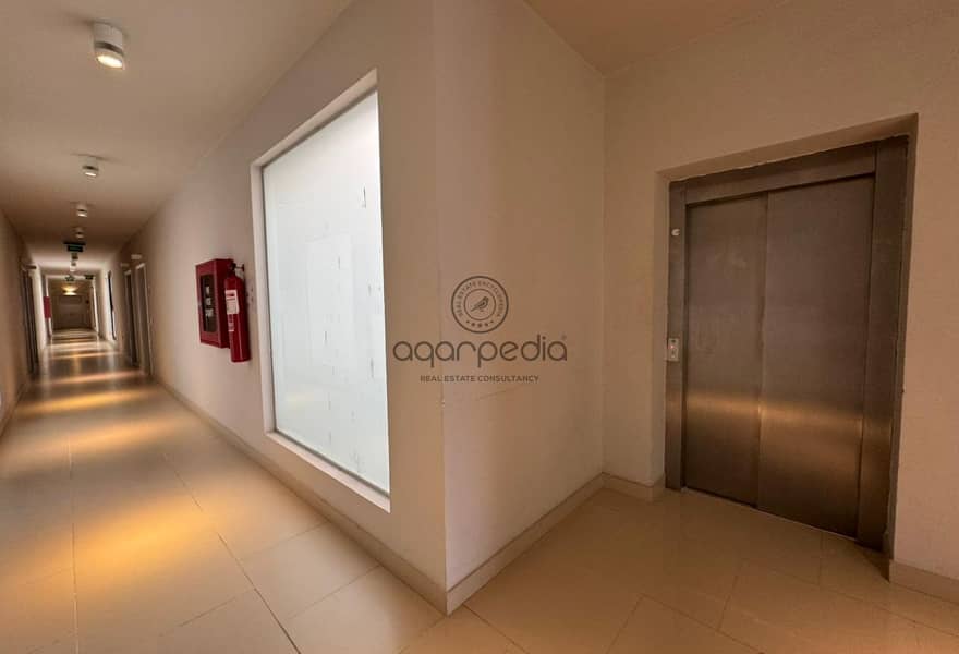 10 da7c8317-8929-46ff-8850-dc50abec778f. jpg