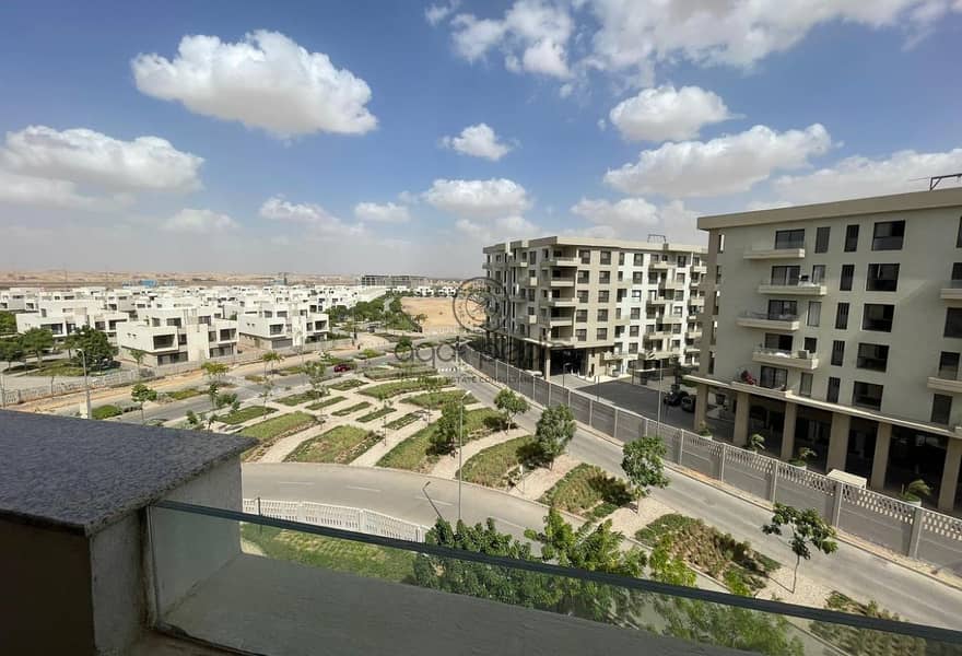 11 f3632ea7-ca58-4152-bbc0-108446e7c777. jpg