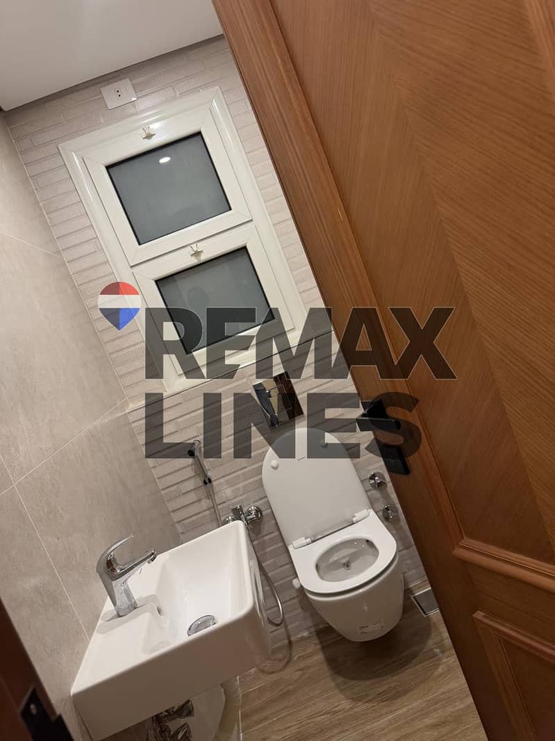 23 WhatsApp Image 2025-12-01 at 4.07. 16 PM. jpeg