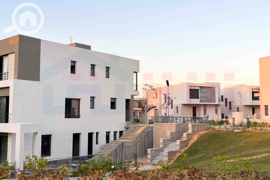 7 WhatsApp Image 2025-10-29 at 1.41. 00 PM (1). jpg