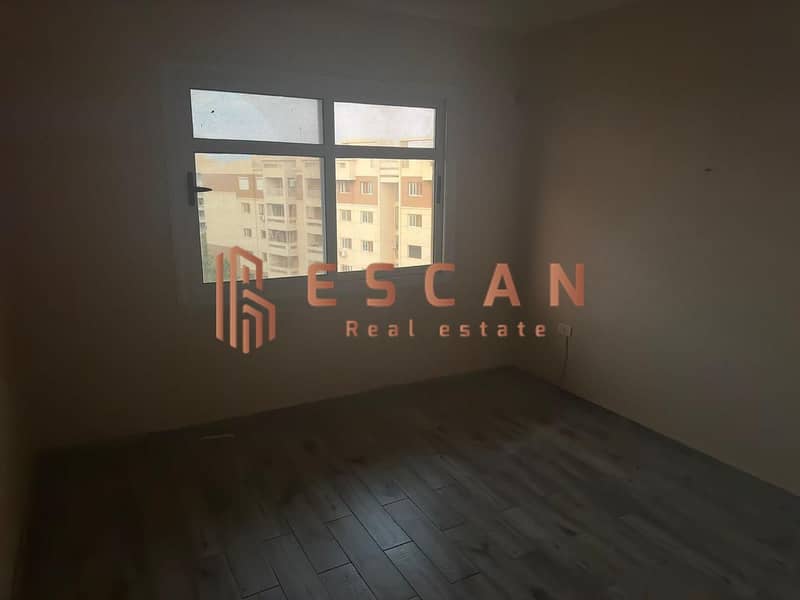 9 96d31e58-6f62-4cc6-a071-bf43415429ef. jpg