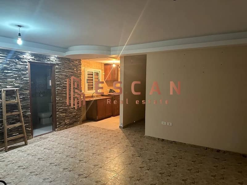 10 889b7d34-3f59-44c4-967a-c3665d25d2e5. jpg