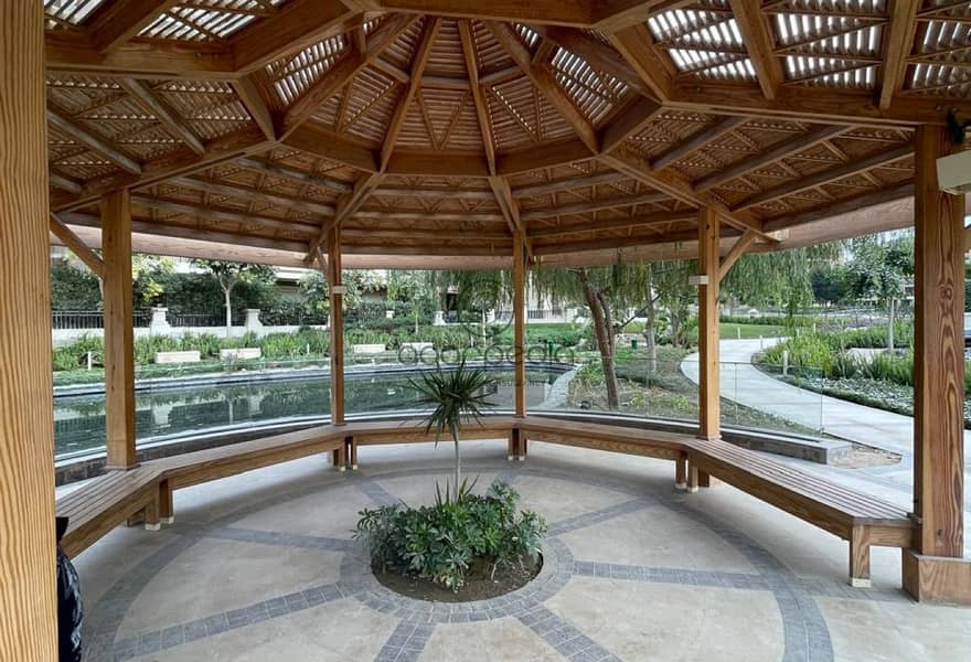 5 b3bdf481-47b8-4820-93d1-c24b2bc658cb. jpg