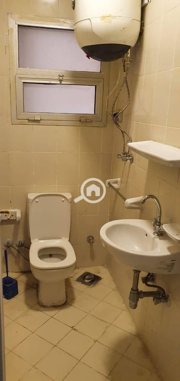 8 WhatsApp Image 2025-11-30 at 18.58. 24_5a9bfc0a. jpg