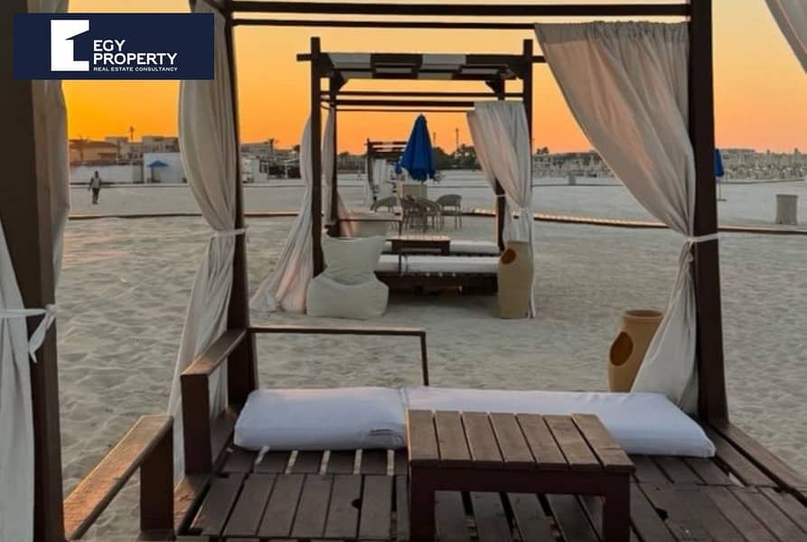 7 e1924b14-d68b-42ea-b5da-3f32ed0f7c70_original. jpg