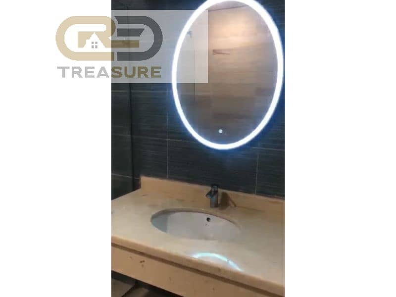 10 WhatsApp Image 2025-08-17 at 12.46. 04 PM (1). jpg