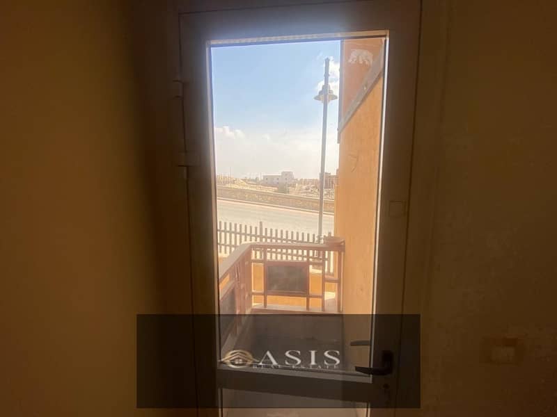 2 WhatsApp Image 2025-11-23 at 15.59. 04. jpeg