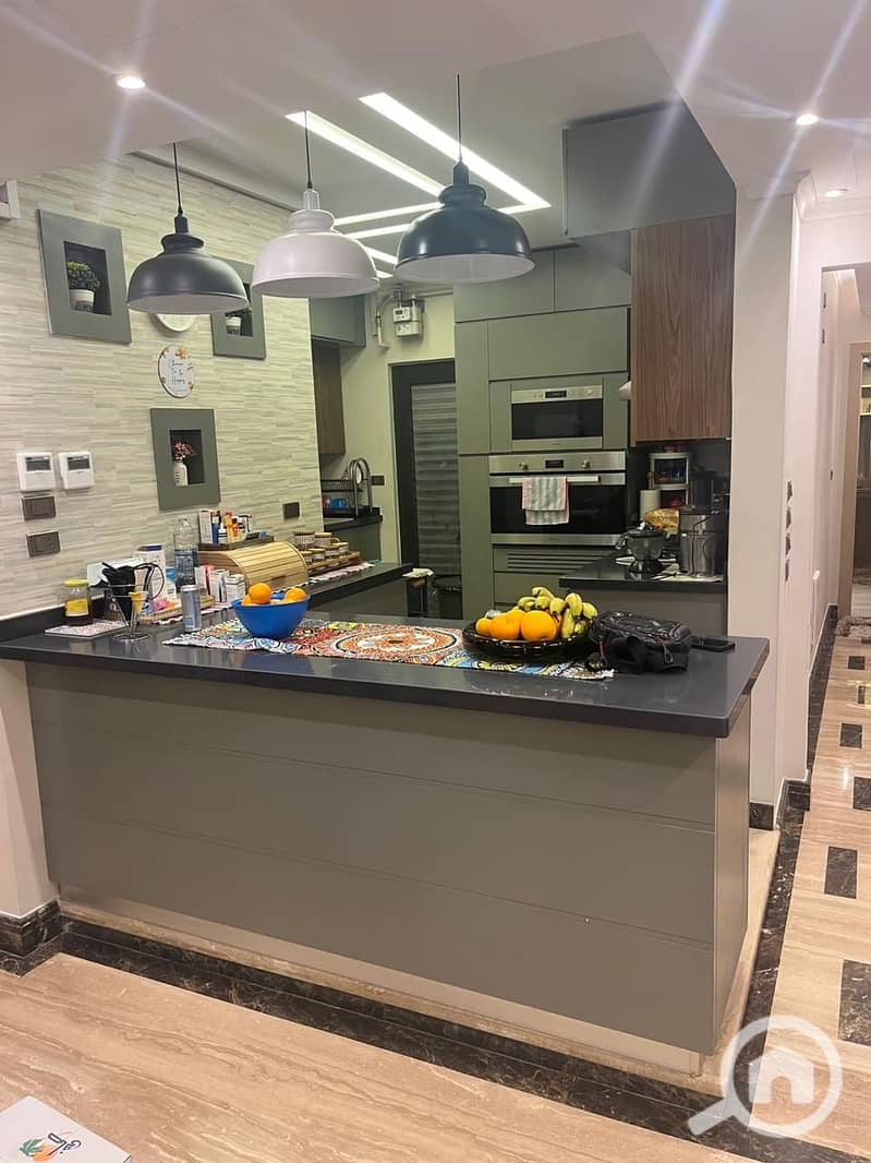 5 4ef17c1d-712e-4e26-ad1a-7baf03155a20. jpg