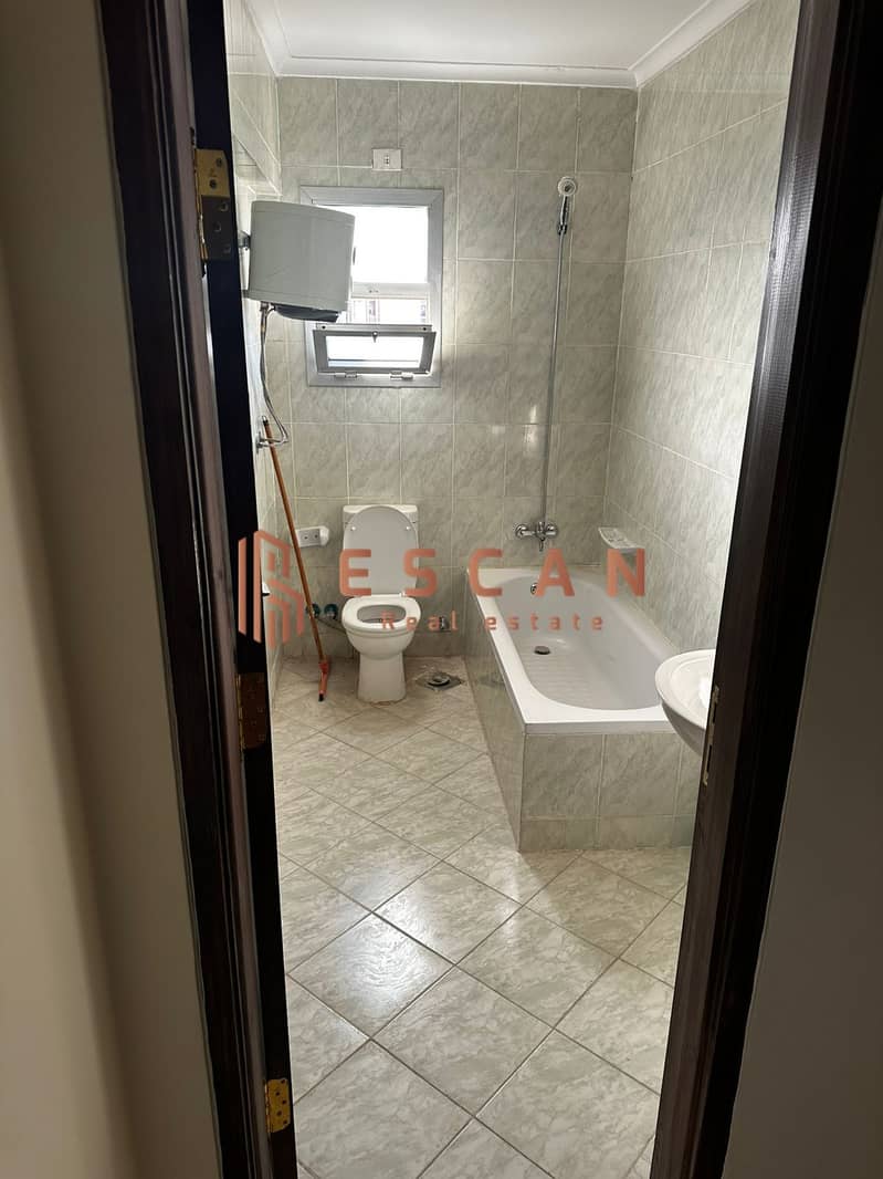 6 WhatsApp Image 2025-12-01 at 1.51. 32 PM(1). jpeg