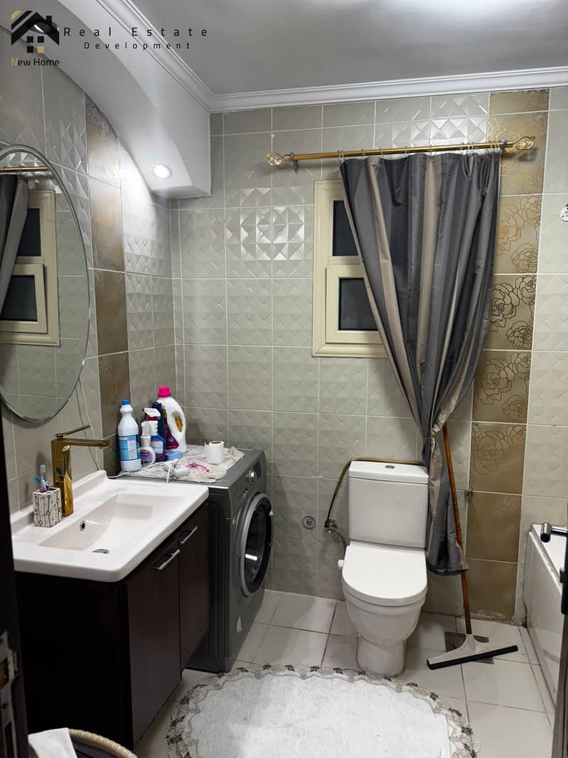 6 WhatsApp Image 2025-10-02 at 14.42. 34_ca2b3aac. jpg