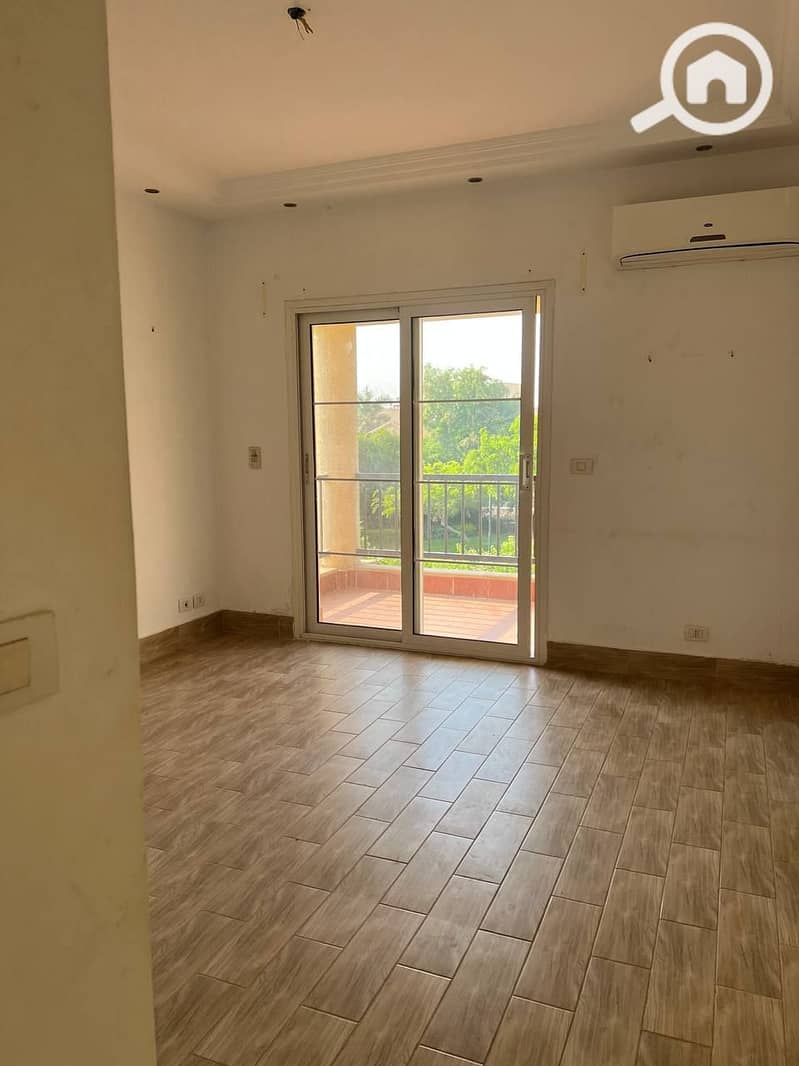 15 d7ead387-9612-41df-9b8f-28302d03d81f. jpg