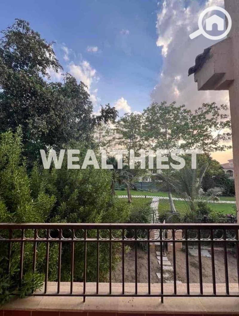 3 81c7b1f1-2b89-4d8a-8ab8-3c5f33c9d795. jpg