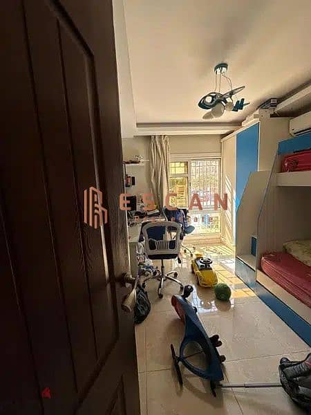 9 87106884-800x600. jpg