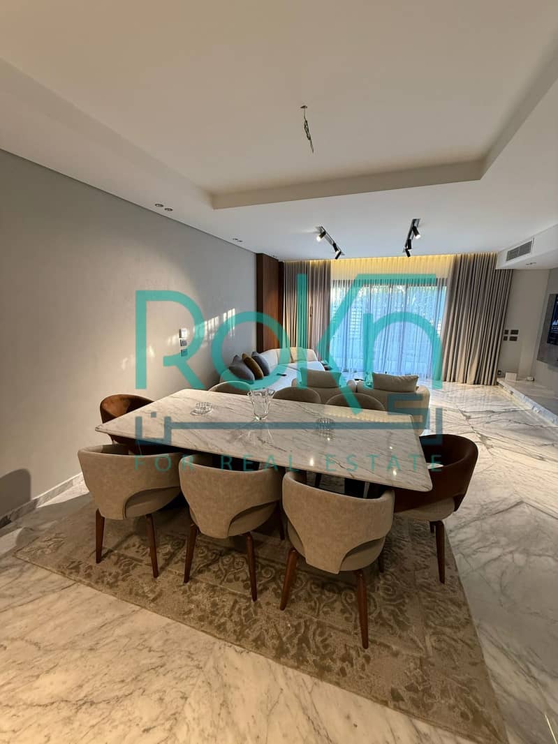 3 WhatsApp Image 2025-12-01 at 16.18. 14. jpeg