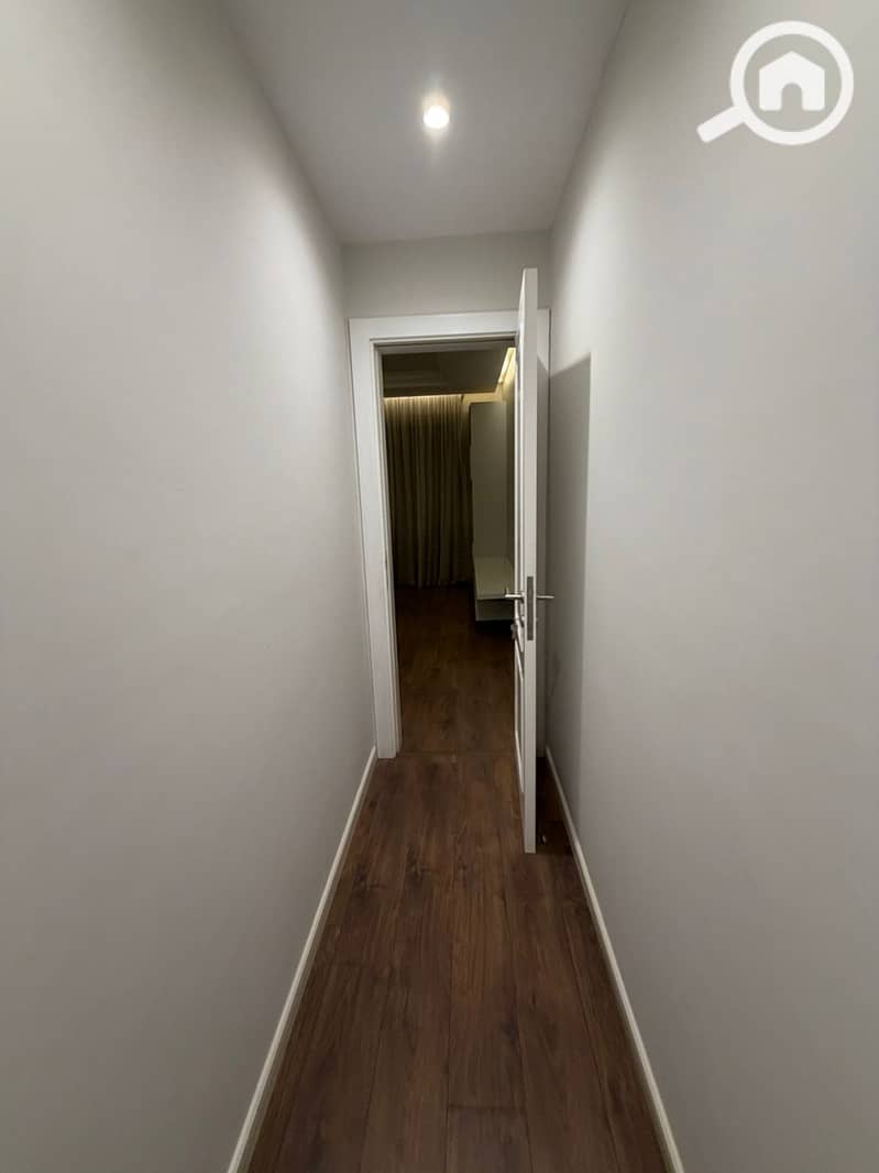 40 WhatsApp Image 2025-11-27 at 12.30. 50 PM (4). jpeg