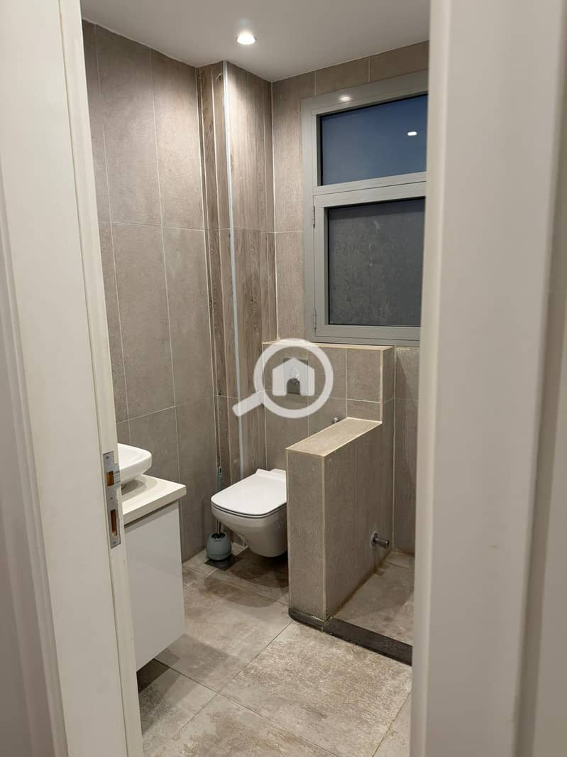 42 WhatsApp Image 2025-11-27 at 12.30. 51 PM (1). jpeg