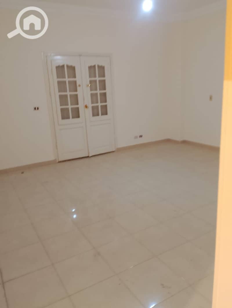 6 WhatsApp Image 2025-12-01 at 16.32. 37_eaee8165. jpg