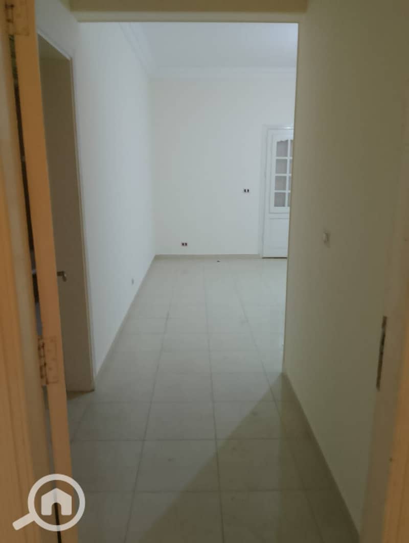 12 WhatsApp Image 2025-12-01 at 16.32. 39_6b01aa38. jpg