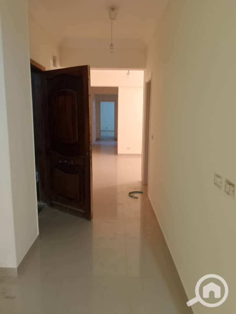 18 WhatsApp Image 2025-12-01 at 16.32. 41_0bfd9f50. jpg