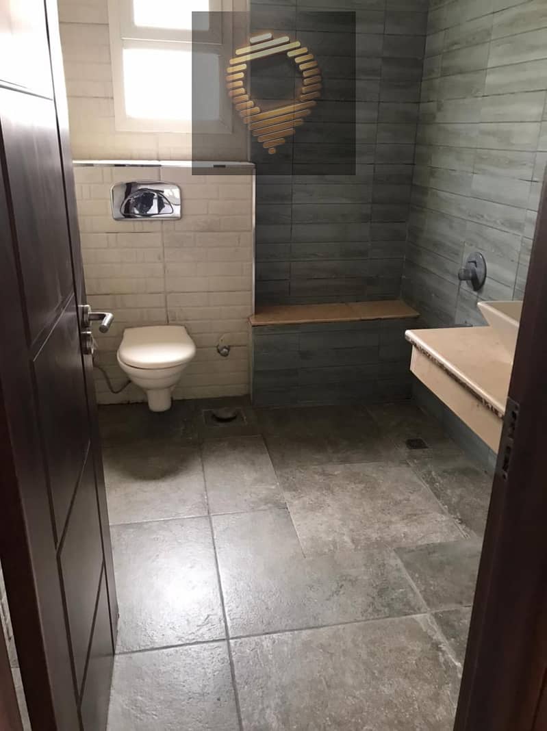 10 WhatsApp Image 2025-12-01 at 4.30. 21 PM. jpeg