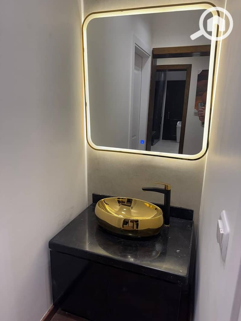 4 0d722946-0544-4d18-9be9-923f07a5e025. jpeg