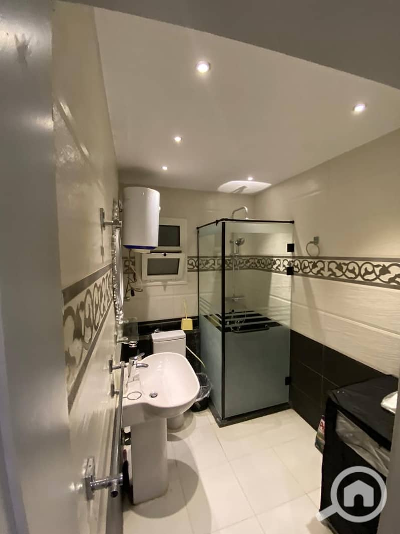 8 WhatsApp Image 2025-12-01 at 17.01. 56. jpeg