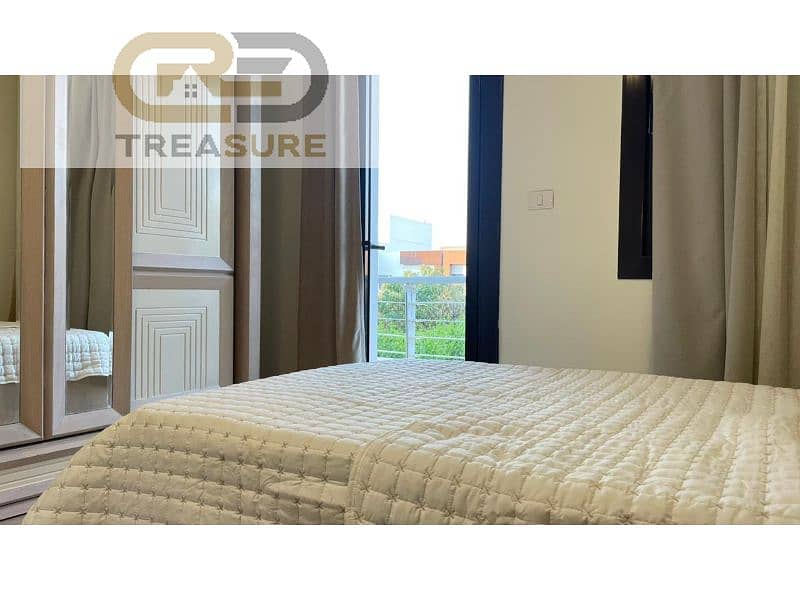 7 WhatsApp Image 2025-10-01 at 1.48. 24 PM (2). jpg