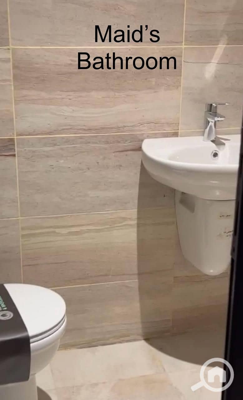 7 74b51559-1f96-45c5-b55d-b0707ae26658. jpeg