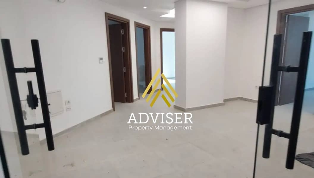 3 8132424-c675ao. jpg