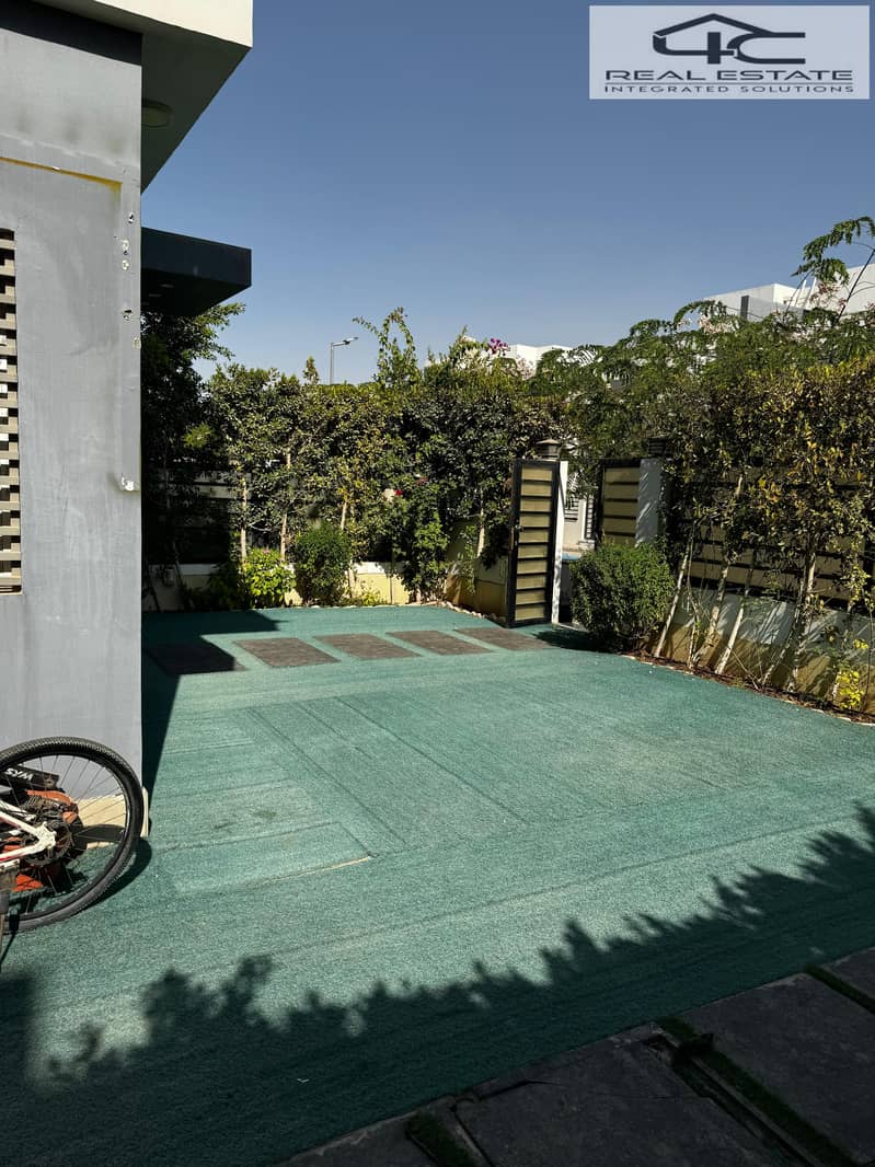 10 WhatsApp Image 2025-11-30 at 11.44. 18 PM. jpeg