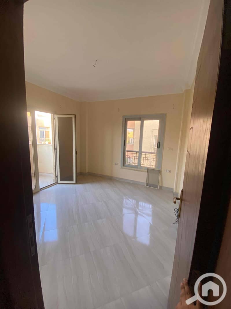 5 b846b2b9-ade0-4a91-bfd0-69958970c881. jpg