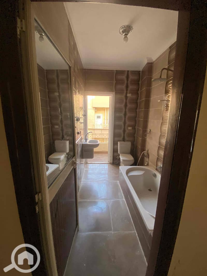 9 2cbf9ed4-9f89-4ea0-aaa7-99a6c59179fc. jpg