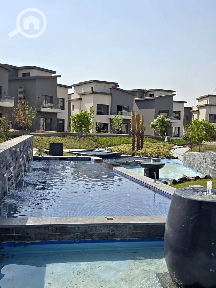 4 590058875_1601431847684893_8546695287982164246_n. jpg