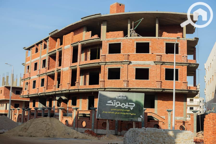 2 IMG_8066-Enhanced-NR. jpg