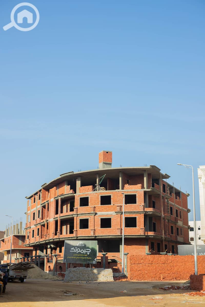 3 IMG_8068-Enhanced-NR. jpg