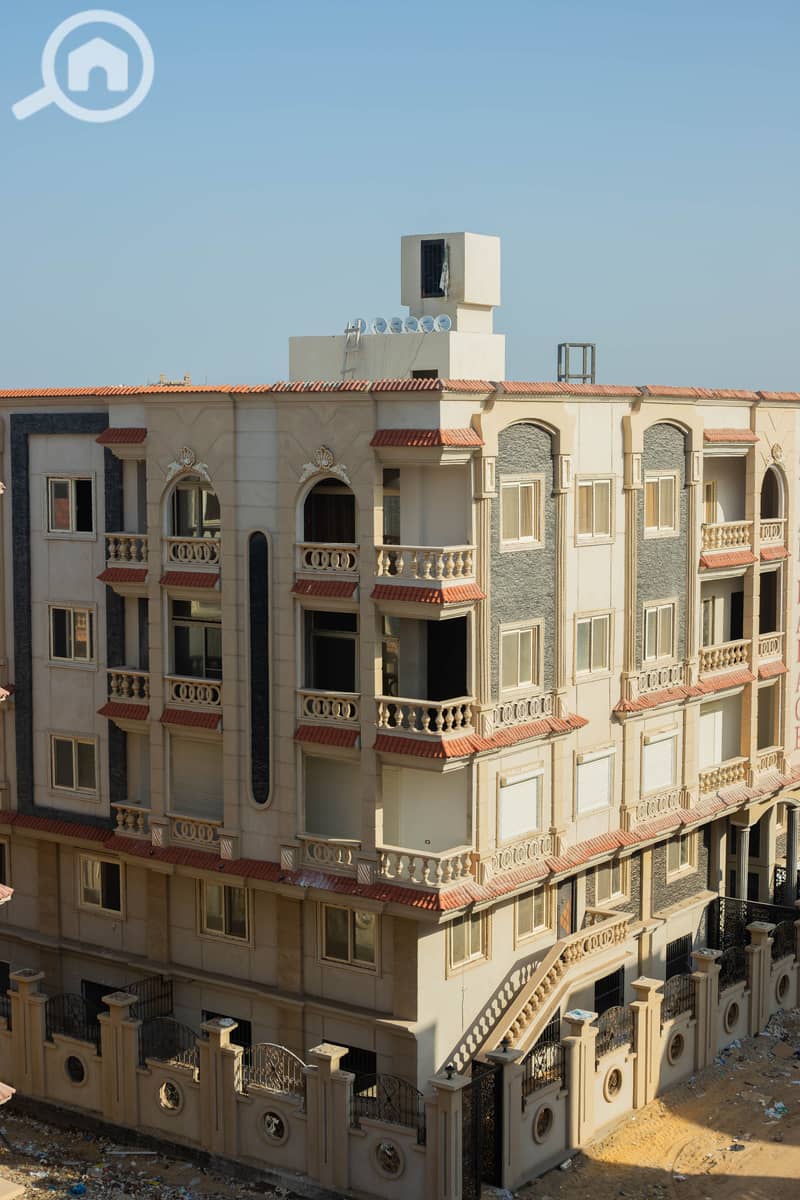 9 IMG_8073-Enhanced-NR. jpg