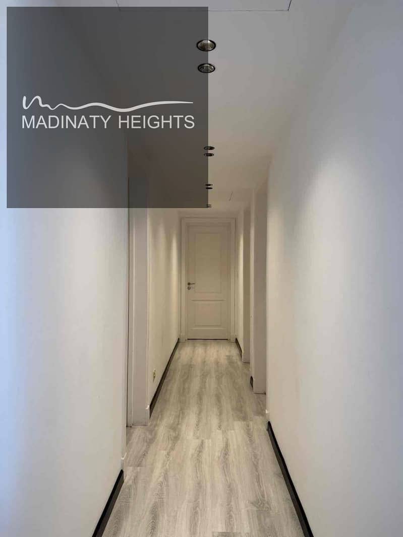 11 9ca1d809-cbb6-4956-9c67-cce5a467be1b. jpg