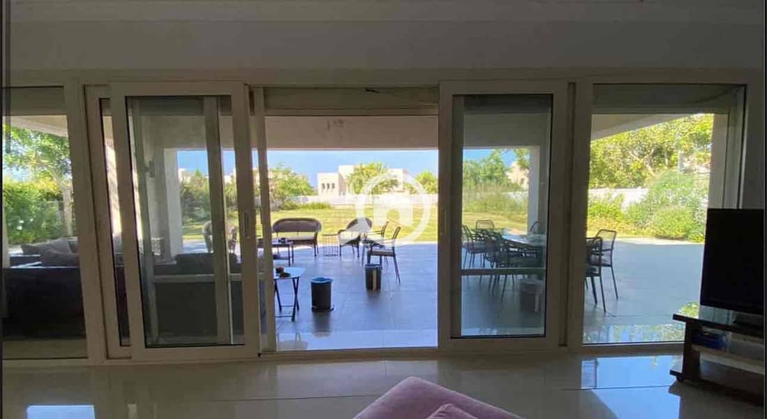 7 e0ecda91-462e-46b2-8760-139e7aa01047. jpg