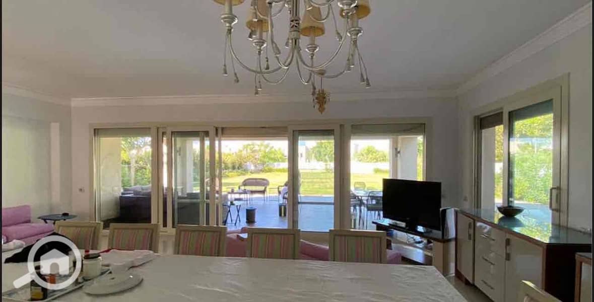 9 d677f15c-b799-4f99-bde7-3df0ef48b3e5. jpg