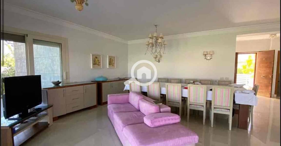 12 83707c94-0e97-47e7-9b58-9c44ac051d2a. jpg