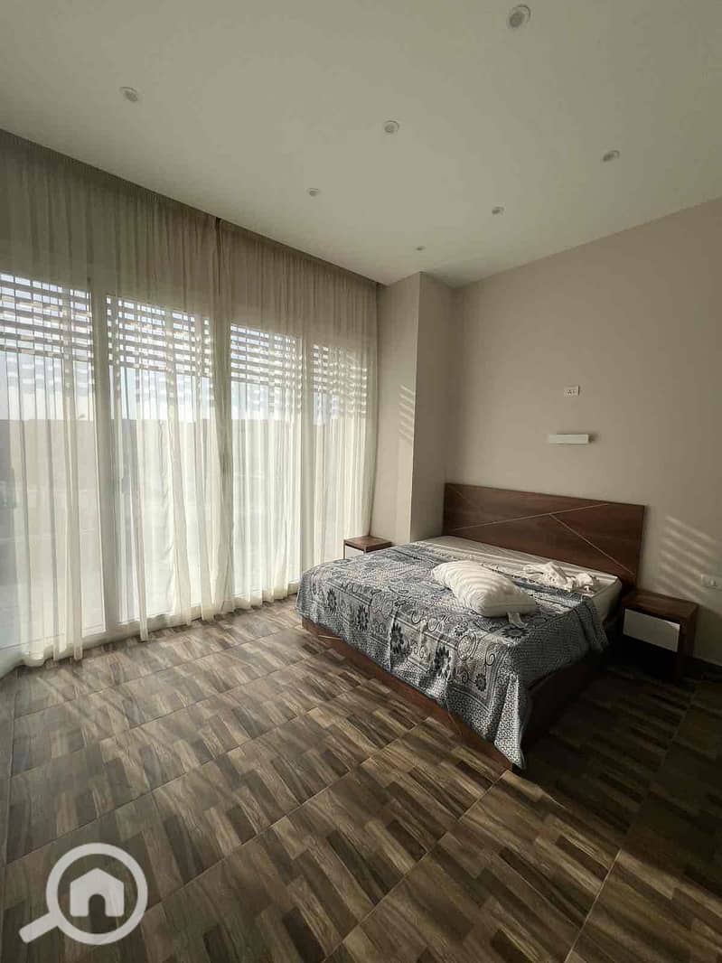 17 c4835b72-ee48-4b82-833b-7d36b6f64083. jpg