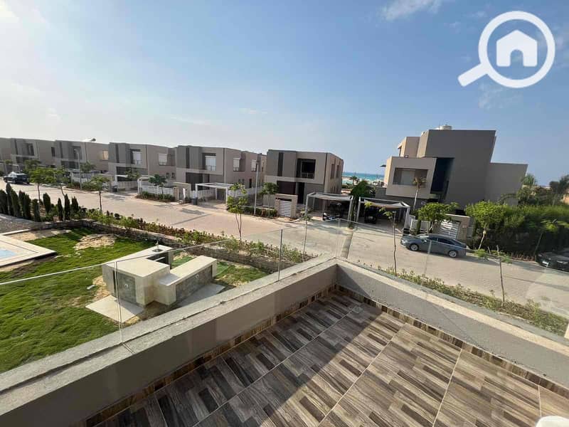 20 db9d7832-d54d-469c-9e02-03cf74c17cfa. jpg