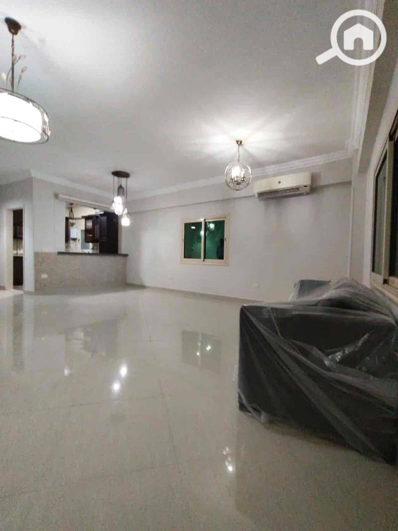 2 1ee7c957-d5ee-46a4-9987-2c92d568b0b3. jpg