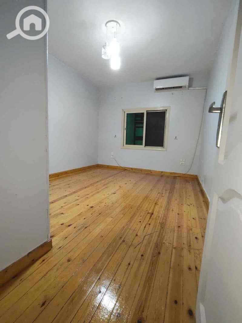 3 6704aa33-5a7e-4ee5-95c6-6f509ecc2dbc. jpg